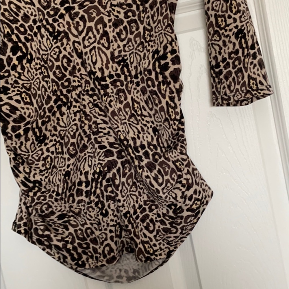 Leopard Top - Picture 2 of 3